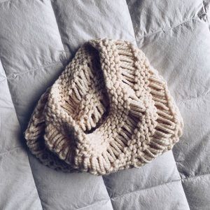 White/cream Infinity/Cowl Neck Scarf